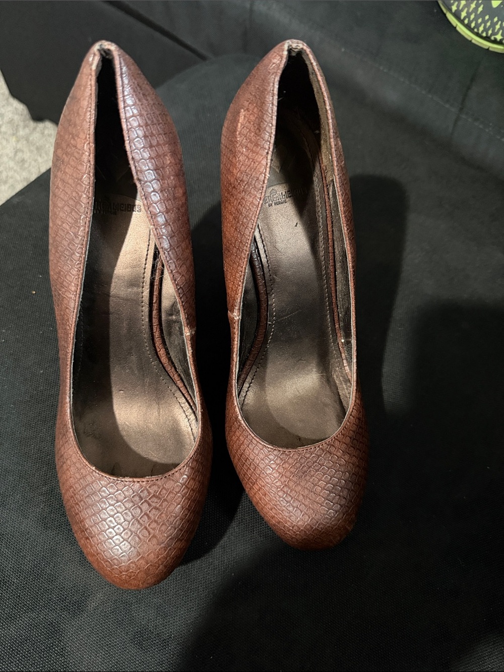 Textured Brown Women’s Round-Toe Heel Pump